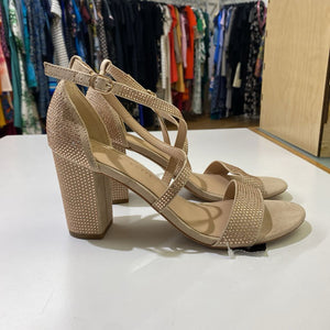 Kelly & Katie rhinestone sandals 9