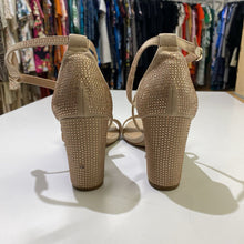 Load image into Gallery viewer, Kelly &amp; Katie rhinestone sandals 9
