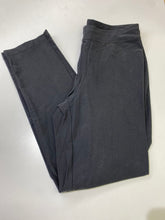 Load image into Gallery viewer, Eileen Fisher pull on pants XS
