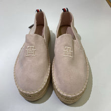 Load image into Gallery viewer, Tommy Hilfiger suede platform espadrilles NWT 7.5
