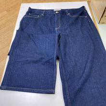 Load image into Gallery viewer, Everlane wide leg jeans 33
