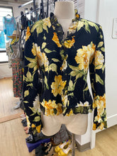 Load image into Gallery viewer, St. John sport ruffle blazer M
