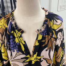 Load image into Gallery viewer, Melanie Lyne floral dress 2
