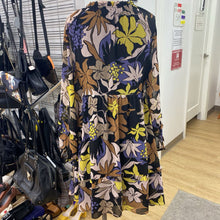 Load image into Gallery viewer, Melanie Lyne floral dress 2
