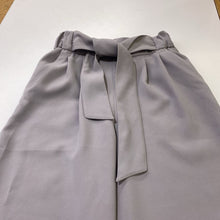 Load image into Gallery viewer, Lululemon pants 2
