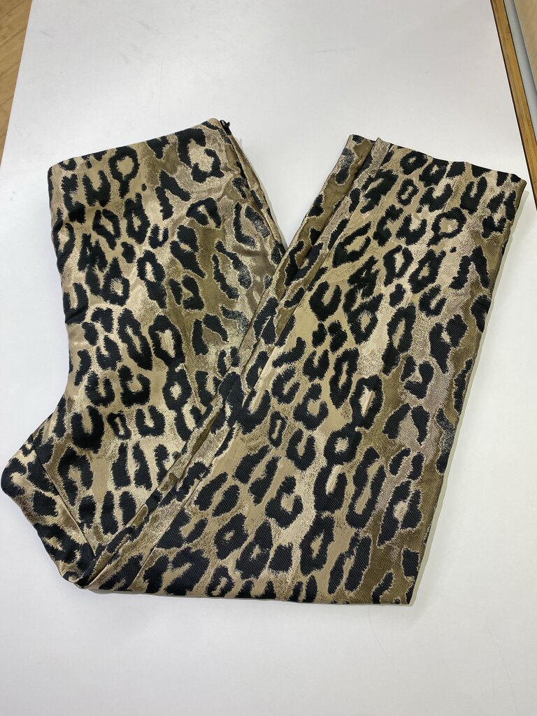 Vince Camuto leopard print satiny pants 10