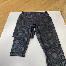 Load image into Gallery viewer, Lululemon leggings 6
