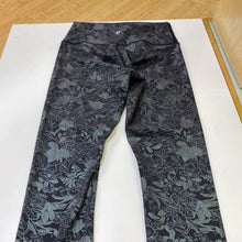 Load image into Gallery viewer, Lululemon leggings 6
