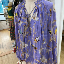 Load image into Gallery viewer, Banana Republic flowy top NWT XS
