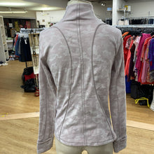 Load image into Gallery viewer, Lululemon sweater 8

