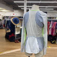 Load image into Gallery viewer, Lululemon long sleeve top 10
