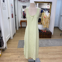 Load image into Gallery viewer, Lululemon dress 10
