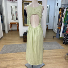 Load image into Gallery viewer, Lululemon dress 10

