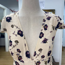 Load image into Gallery viewer, Sunday Best floral dress 8
