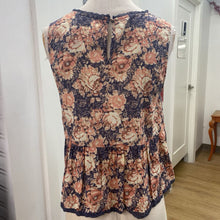 Load image into Gallery viewer, Current Elliot floral top 1
