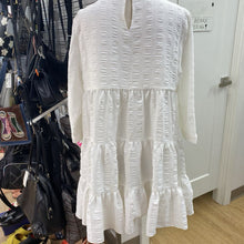 Load image into Gallery viewer, Zara tiered dress L
