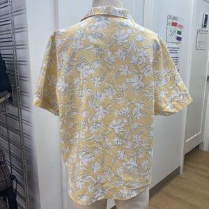 Uniqlo top M