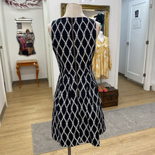 Load image into Gallery viewer, Banana Republic dress 4
