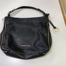 Load image into Gallery viewer, Michael Kors leather crossbody bag
