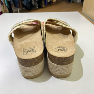 Dirty Laundry platform espadrille sandals 8.5