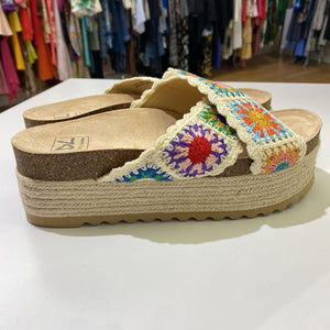 Dirty Laundry platform espadrille sandals 8.5