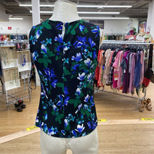 Load image into Gallery viewer, Calvin Klein floral top NWT S
