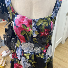 Load image into Gallery viewer, Laura formal dress 8
