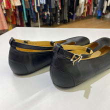 Load image into Gallery viewer, ZAQQ leather flats 39
