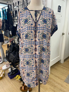 Tristan flowy dress L