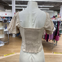 Load image into Gallery viewer, Wayf smocked top XS
