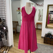 Load image into Gallery viewer, Melanie Lyne ribbed/linen blend dress S
