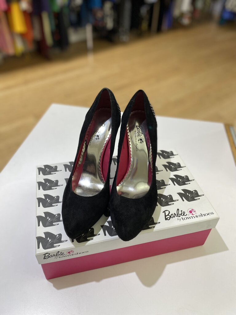 Town Shoes x Barbie suede heels 8