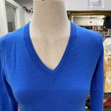 Load image into Gallery viewer, Banana Republic Merino wool sweater S
