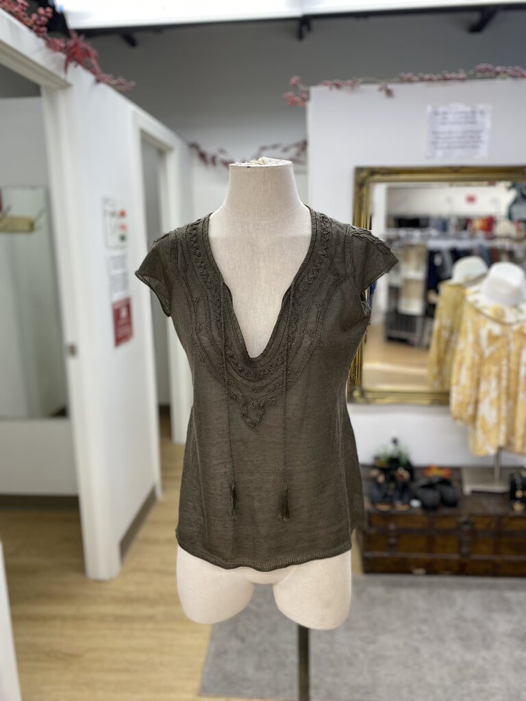 Elie Tahari knit top S