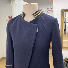Load image into Gallery viewer, H&amp;M military style blazer XS
