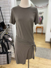 Load image into Gallery viewer, Wilfred maxi dress M
