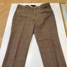Load image into Gallery viewer, Banana Republic (outlet) plaid sloan pants 6
