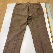 Load image into Gallery viewer, Banana Republic (outlet) plaid sloan pants 6
