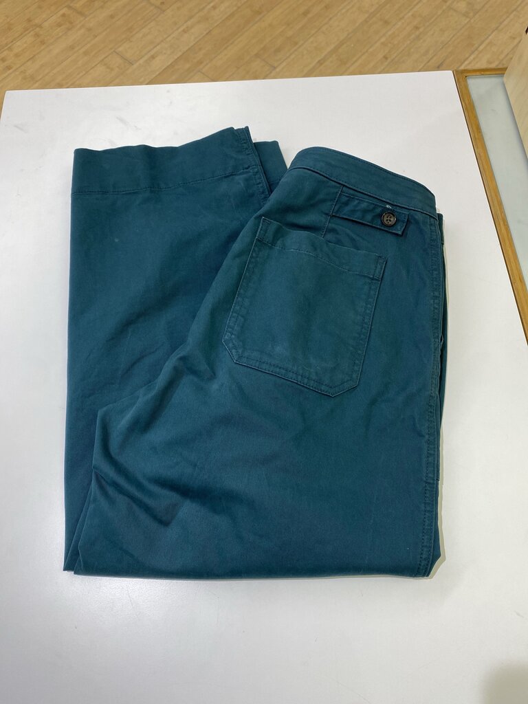 Banana Republic authentic Chino 6