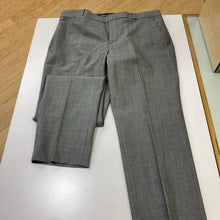 Load image into Gallery viewer, Banana Republic suit

