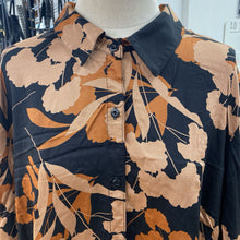 Load image into Gallery viewer, Mr Max floral top 3X
