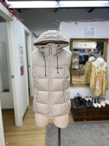 Columbia puffer vest XS