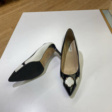 Load image into Gallery viewer, L.K. Bennett pumps 39.5
