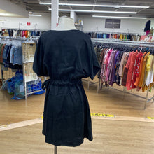 Load image into Gallery viewer, Mas Montreal dress XL
