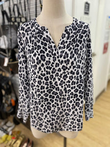 Olsen animal print popover S/M