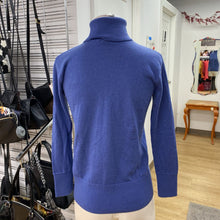 Load image into Gallery viewer, Club Monaco wool sweater S

