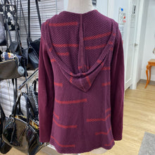 Load image into Gallery viewer, Lucky Brand sweater M
