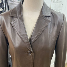 Load image into Gallery viewer, Danier vintage leather coat S
