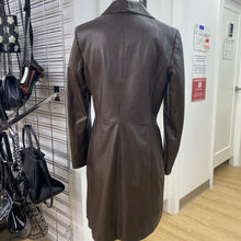 Load image into Gallery viewer, Danier vintage leather coat S
