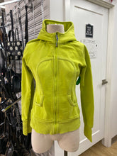 Load image into Gallery viewer, Lululemon zip up scuba 8
